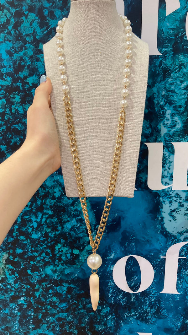 Lucky Horn Long Necklace-A001